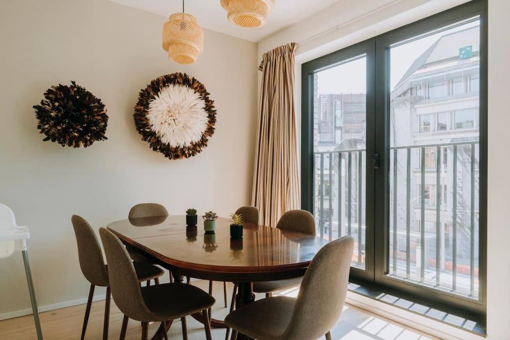 2 Bedroom And Private Parking In Center Apartamento